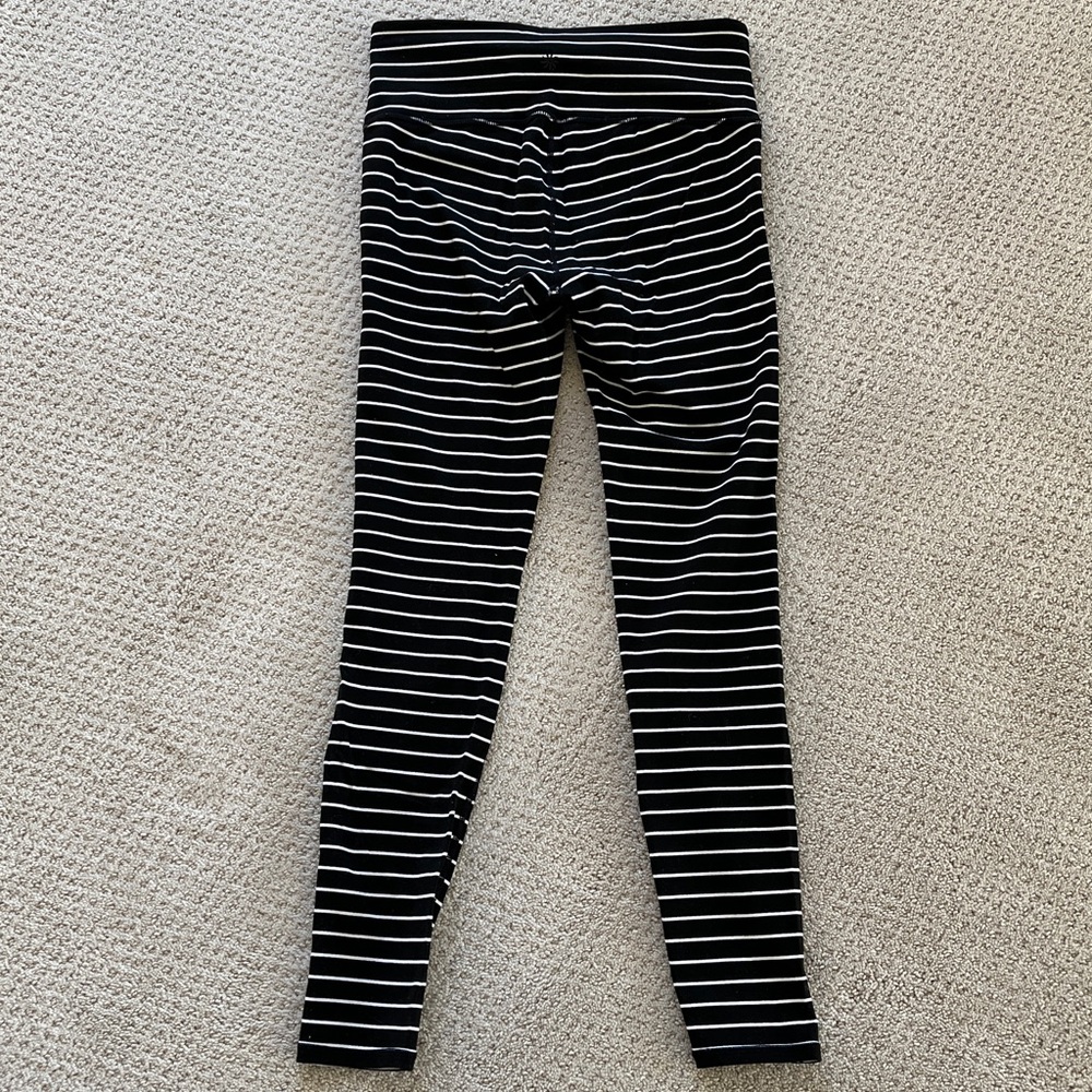Athleta Leggings Black and White Striped full length pants yoga - Picture 8 of 9